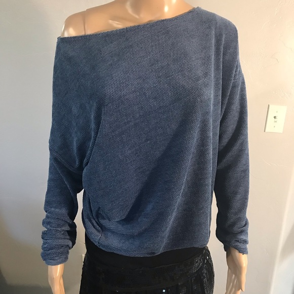 Warm and soft off the shoulder blue sweater - Picture 8 of 8